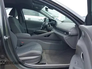 2024 Hyundai Elantra SEL with VIN KMHLM4DG9RU787905, listed as a IAAI auction lot 42157913 with 23,122 mi miles. Bid and sale history available at carsss.com. Image 5.