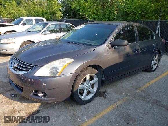 2012 Nissan Altima S z VIN 1N4AL2APXCN543419, wystawiony jako IAAI lot #42463002 z przebiegiem 211 462 mil mil oraz . Historia ofert i sprzedaży dostępna na DreamBid. Obrazek 2.
