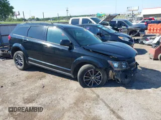 2018 Dodge Journey SE with VIN 3C4PDCABXJT171671, listed as a IAAI auction lot 40140579 with 1 mi miles. Bid and sale history available at carsss.com. Image 1.