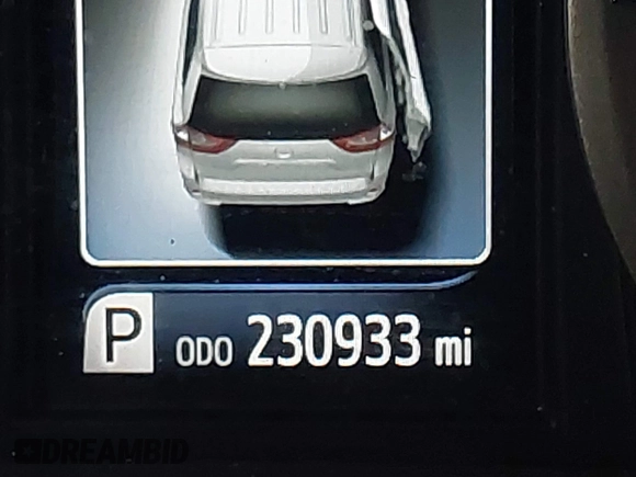 2015 Toyota Sienna SE with VIN 5TDXK3DC9FS527667, listed as a IAAI auction lot 41977729 with 230,933 mi miles and . Bid and sale history available at DreamBid. Image 16.