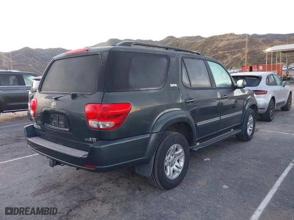 2006 Toyota Sequoia SR5 with VIN 5TDZT34A66S268737, listed as a IAAI auction lot 41748370 with 135,796 mi miles. Bid and sale history available at carsss.com. Image 4.