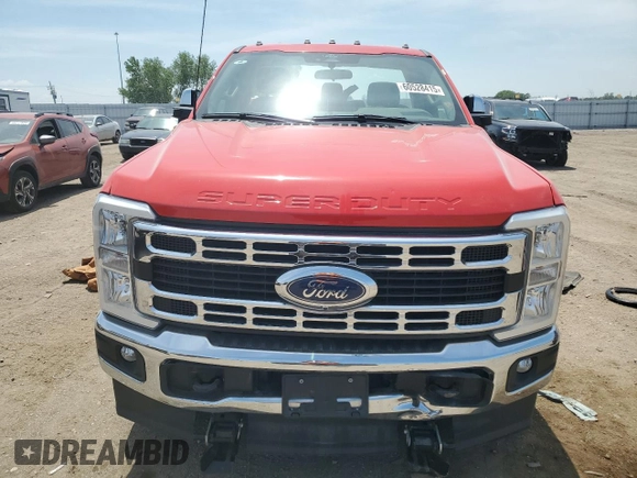 2024 Ford F-350 XL z VIN 1FTRF3BN6REC31663, wystawiony jako Copart lot #60528415 z przebiegiem 57 410 mil mil oraz Szkoda całkowita • Salvage title. Historia ofert i sprzedaży dostępna na DreamBid. Obrazek 5.