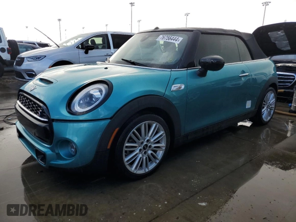 2021 MINI Convertible Cooper S z VIN WMWWJ5C08M3M08392, wystawiony jako Copart lot #76756444 z przebiegiem 8 634 mil mil oraz Nie do naprawy • Non repairable. Historia ofert i sprzedaży dostępna na DreamBid. Obrazek 1.