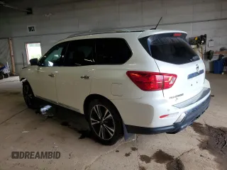 2017 Nissan Pathfinder Platinum with VIN 5N1DR2MM8HC910274, listed as a Copart auction lot 61446335 with 109,094 mi miles and Clean title. Bid and sale history available at DreamBid. Image 2.