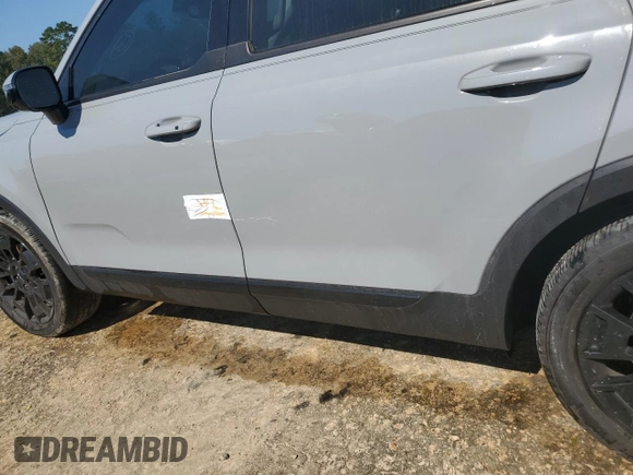 2022 Kia Telluride SX с VIN 5XYP5DHC4NG284496, выставлен на аукционе Copart как лот 73887994 с пробегом Не указан миль и На запчасти • Non repairable. История ставок и продаж доступна на DreamBid. Изображение 13.