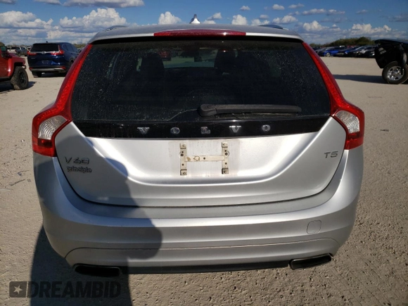 2015 Volvo V60 T5 Drive-E Premier with VIN YV140MEB3F1190649, listed as a Copart auction lot 71019093 with 82,813 mi miles. Bid and sale history available at carsss.com. Image 6.