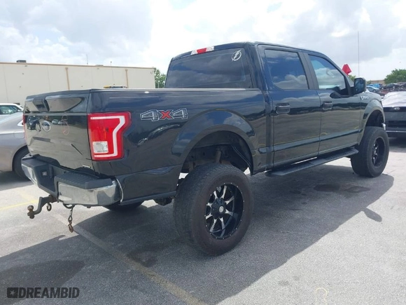 2015 Ford F-150 XLT with VIN 1FTEW1EF0FFA02246, listed as a IAAI auction lot 41919119 with 111,629 mi miles. Bid and sale history available at carsss.com. Image 4.