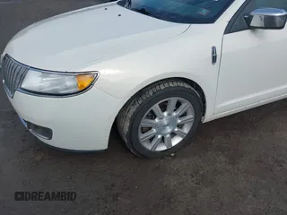 2012 Lincoln MKZ with VIN 3LNHL2JC3CR834133, listed as a IAAI auction lot 42031211 with 111,774 mi miles. Bid and sale history available at carsss.com. Image 6.