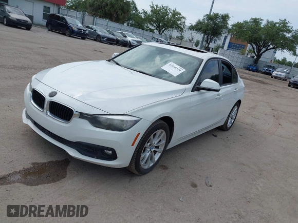 2017 BMW 3 Series 320i z VIN WBA8E1G51HNU12483, wystawiony jako IAAI lot #42339324 z przebiegiem Nie podano mil oraz . Historia ofert i sprzedaży dostępna na DreamBid. Obrazek 2.