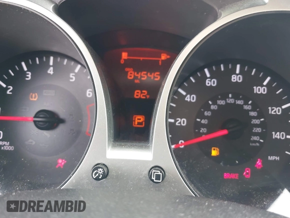 2016 Nissan Juke S with VIN JN8AF5MR5GT609493, listed as a IAAI auction lot 40415020 with 84,545 mi miles. Bid and sale history available at carsss.com. Image 7.