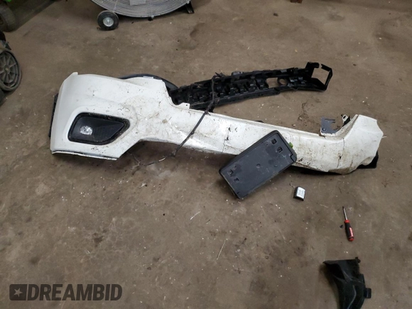 2019 Jeep Cherokee Altitude с VIN 1C4PJMLX6KD301833, выставлен на аукционе Copart как лот 58060415 с пробегом 78 328 миль миль и Списание • Salvage title. История ставок и продаж доступна на DreamBid. Изображение 12.