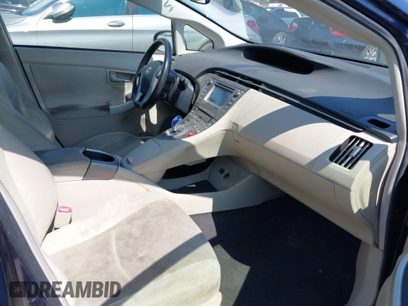 2012 Toyota Prius One z VIN JTDKN3DU8C1515819, wystawiony jako IAAI lot #42472265 z przebiegiem Nie podano mil oraz . Historia ofert i sprzedaży dostępna na DreamBid. Obrazek 5.