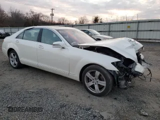 2010 Mercedes-Benz S 550 with VIN WDDNG8GB7AA314978, listed as a Copart auction lot 86700544 with 99,725 mi miles and Salvage Title. Bid and sale history available at DreamBid. Image 4.