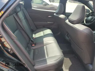 2023 Toyota Crown XLE with VIN JTDAAAAF5P3017637, listed as a Copart auction lot 72520664 with 7,723 mi miles and Salvage Title. Bid and sale history available at carsss.com. Image 10.