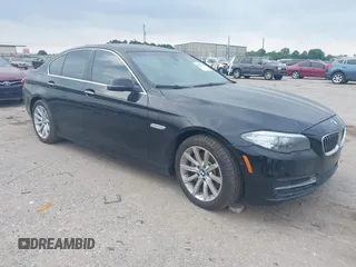 2014 BMW 5 Series 535i z VIN WBA5B1C52ED481329, wystawiony jako IAAI lot #42255647 z przebiegiem 107 809 mil mil oraz . Historia ofert i sprzedaży dostępna na DreamBid. Obrazek 1.