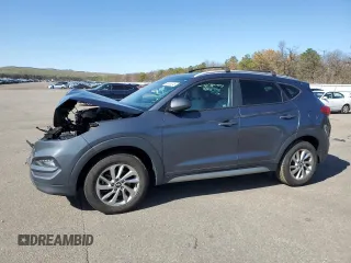 2017 Hyundai Tucson SE z VIN KM8J33A44HU376246, wystawiony jako Copart lot #52453345 z przebiegiem 97 306 mil mil oraz Szkody całkowita. Historia ofert i sprzedaży dostępna na DreamBid. Obrazek 1.