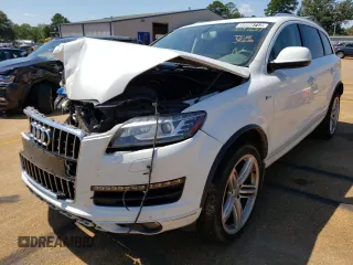 2015 Audi Q7 3.0T Premium Plus with VIN WA1LGAFE6FD031671, listed as a Copart auction lot 58866712 with 109,535 mi miles. Bid and sale history available at carsss.com. Image 2.