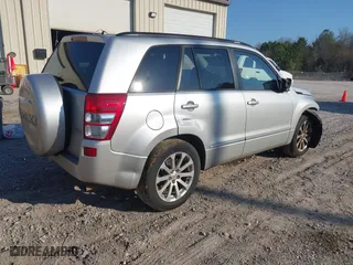 2013 Suzuki Grand Vitara Limited with VIN JS3TE0D74D4100091, listed as a IAAI auction lot 41684748 with 176,696 mi miles. Bid and sale history available at carsss.com. Image 4.