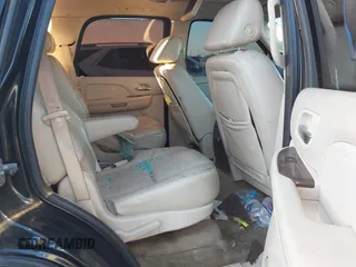 2007 Cadillac Escalade z VIN 1GYFK63847R288677, wystawiony jako IAAI lot #41296095 z przebiegiem 216 413 mil mil oraz . Historia ofert i sprzedaży dostępna na DreamBid. Obrazek 8.
