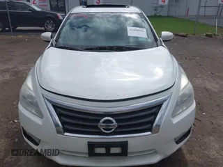 2015 Nissan Altima S with VIN 1N4AL3AP4FN860932, listed as a IAAI auction lot 42088842 with 138,119 mi miles and . Bid and sale history available at DreamBid. Image 12.