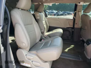 2018 Toyota Sienna XLE Auto Access Seat with VIN 5TDYZ3DC3JS910156, listed as a Copart auction lot 55982975 with 191,339 mi miles and Salvage title. Bid and sale history available at DreamBid. Image 11.
