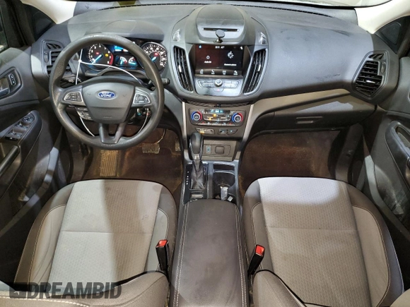 2018 Ford Escape SE z VIN 1FMCU9GD7JUD46213, wystawiony jako Copart lot #45981125 z przebiegiem 95 242 mil mil oraz Czysty tytuł • Clean title. Historia ofert i sprzedaży dostępna na DreamBid. Obrazek 8.