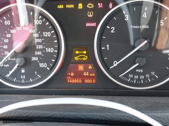 2011 BMW X5 35i with VIN 5UXZV4C54BL410338, listed as a IAAI auction lot 41930266 with 148,950 mi miles. Bid and sale history available at carsss.com. Image 7.