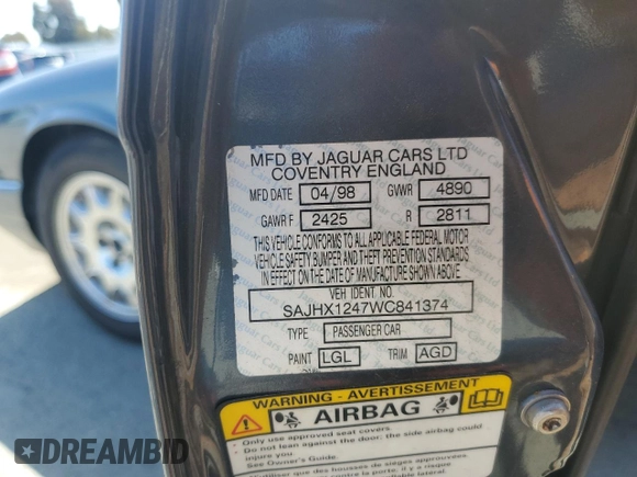 1998 Jaguar XJ with VIN SAJHX1247WC841374, listed as a Copart auction lot 51693595 with 109,509 mi miles and Clean Title. Bid and sale history available at DreamBid. Image 12.