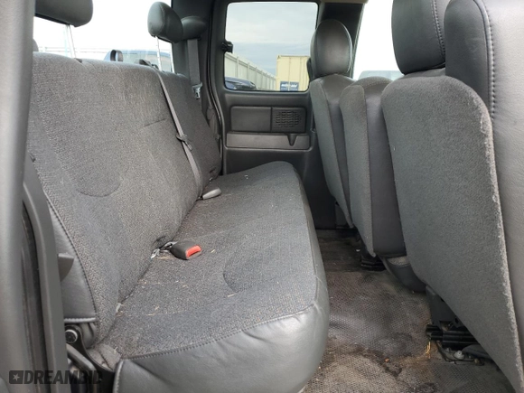 2007 Chevrolet Silverado 1500 Work Truck with VIN 1GCEC19X47Z195819, listed as a Copart auction lot 82771234 with 213,950 mi miles and Salvage Title. Bid and sale history available at carsss.com. Image 10.