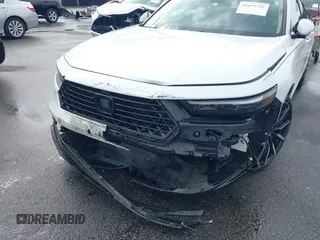 2023 Honda Accord Touring с VIN 1HGCY2F80PA009611, выставлен на аукционе IAAI как лот 42093393 с пробегом 18 520 миль миль и . История ставок и продаж доступна на DreamBid. Изображение 6.