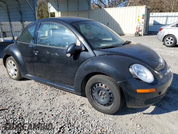 2007 Volkswagen New Beetle Coupe with VIN 3VWEW31C87M509093, listed as a Copart auction lot 86424304 with 220,540 mi miles and Clean Title. Bid and sale history available at carsss.com. Image 4.
