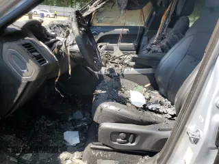 2018 Land Rover Range Rover Sport HSE z VIN SALWR2RV4JA192960, wystawiony jako Copart lot #55218695 z przebiegiem Nie podano mil oraz Szkoda całkowita • Salvage title. Historia ofert i sprzedaży dostępna na DreamBid. Obrazek 7.