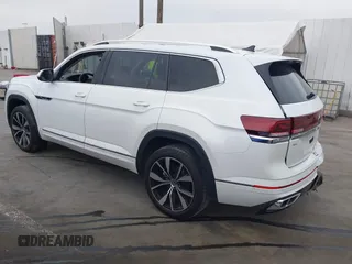 2024 Volkswagen Atlas SEL Premium R-Line with VIN 1V2FR2CA7RC543176, listed as a IAAI auction lot 42358945 with 7,066 mi miles and . Bid and sale history available at DreamBid. Image 3.