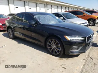 2019 Volvo S60 Momentum with VIN 7JRA22TK6KG009059, listed as a Copart auction lot 68901443 with 47,032 mi miles. Bid and sale history available at carsss.com. Image 4.