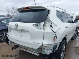 2015 Nissan Rogue SV with VIN 5N1AT2MVXFC816259, listed as a IAAI auction lot 41866356 with 140,913 mi miles. Bid and sale history available at carsss.com. Image 4.