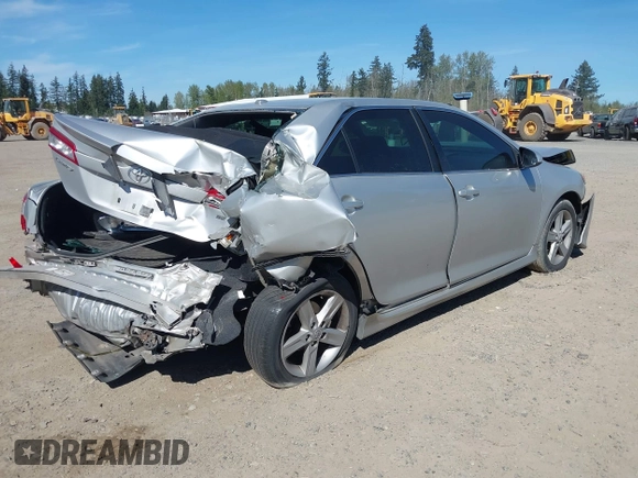 2012 Toyota Camry L with VIN 4T1BF1FK6CU537230, listed as a IAAI auction lot 42065806 with 145,952 mi miles. Bid and sale history available at carsss.com. Image 6.
