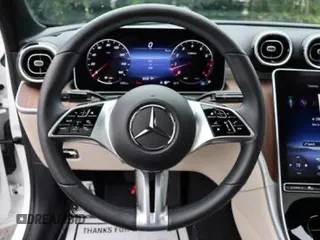 2023 Mercedes-Benz C 300 z VIN W1KAF4HB4PR119XXX, wystawiony jako Copart lot #60814005 z przebiegiem 281 mil mil oraz Czysty tytuł • Clean title. Historia ofert i sprzedaży dostępna na DreamBid. Obrazek 8.
