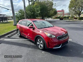 2018 Kia Niro LX with VIN KNDCB3LC3J5132401, listed as a Copart auction lot 43202885 with 87,900 mi miles and Clean Title. Bid and sale history available at carsss.com. Image 1.
