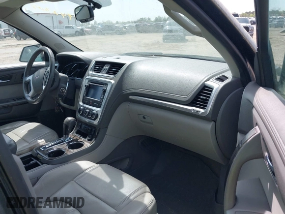 2013 GMC Acadia SLT with VIN 1GKKRRKD8DJ213270, listed as a IAAI auction lot 41942309 with 141,807 mi miles. Bid and sale history available at carsss.com. Image 5.