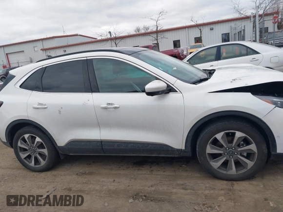2024 Ford Escape Platinum with VIN 1FMCU9JA2RUA09782, listed as a IAAI auction lot 41077620 with Not Provided miles and . Bid and sale history available at DreamBid. Image 12.