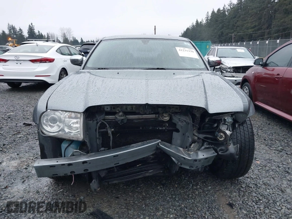 2006 Chrysler 300 C with VIN 2C3KA63H06H286676, listed as a IAAI auction lot 41231230 with 134,565 mi miles. Bid and sale history available at carsss.com. Image 12.