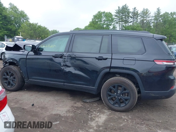 2022 Jeep Grand Cherokee Limited z VIN 1C4RJKBG1N8562136, wystawiony jako IAAI lot #42368262 z przebiegiem 28 136 mil mil oraz . Historia ofert i sprzedaży dostępna na DreamBid. Obrazek 14.