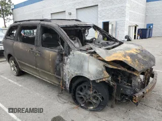 2005 Toyota Sienna XLE with VIN 5TDBA22C05S048417, listed as a Copart auction lot 58529365 with Not provided miles and Salvage title. Bid and sale history available at DreamBid. Image 4.