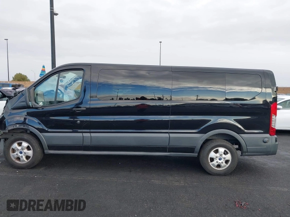 2017 Ford Transit XL с VIN 1FBZX2ZM8HKB08231, выставлен на аукционе IAAI как лот 41422653 с пробегом Не указан миль и . История ставок и продаж доступна на DreamBid. Изображение 15.