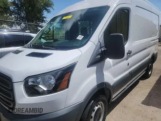 2018 Ford Transit z VIN 1FTYE1CM4JKB42317, wystawiony jako IAAI lot #42558333 z przebiegiem 204 042 mil mil oraz . Historia ofert i sprzedaży dostępna na DreamBid. Obrazek 9.