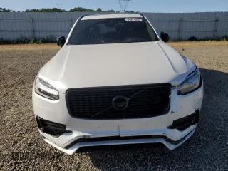 2017 Volvo XC90 R-Design with VIN YV4A22PM4H1173929, listed as a Copart auction lot 54051945 with 82,639 mi miles and Salvage title. Bid and sale history available at DreamBid. Image 5.