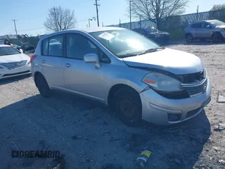 2009 Nissan Versa 1.8 SL with VIN 3N1BC13E09L393563, listed as a IAAI auction lot 41977998 with 163,072 mi miles. Bid and sale history available at carsss.com. Image 1.