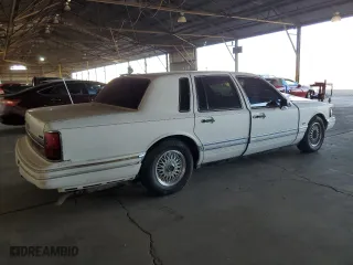 1994 Lincoln Town Car Executive with VIN 1LNLM81W9RY755340, listed as a Copart auction lot 68571884 with 167,150 mi miles and Salvage Title. Bid and sale history available at carsss.com. Image 3.