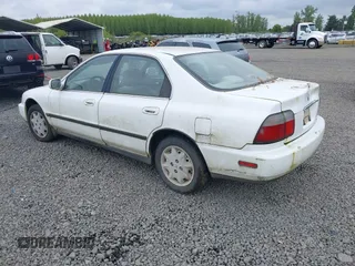 1996 Honda Accord LX with VIN 1HGCD5635TA031485, listed as a IAAI auction lot 42132216 with 158,686 mi miles and . Bid and sale history available at carsss.com. Image 3.