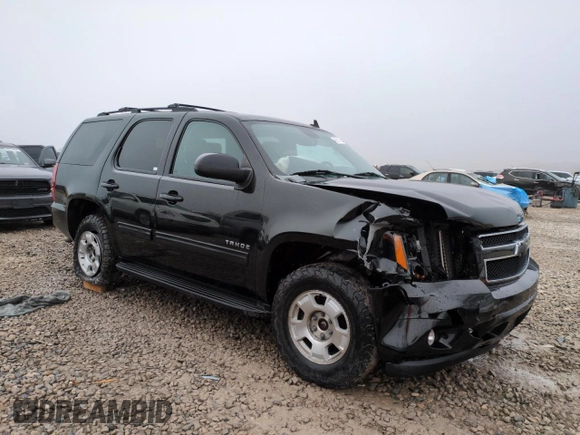 2014 Chevrolet Tahoe LT z VIN 1GNSKBE06ER131287, wystawiony jako Copart lot #82617224 z przebiegiem 138 880 mil mil oraz Szkoda całkowita • Salvage title. Historia ofert i sprzedaży dostępna na DreamBid. Obrazek 4.